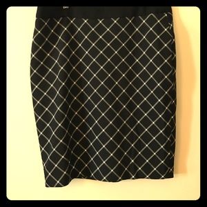 NWT! Limited black and white diamond pencil